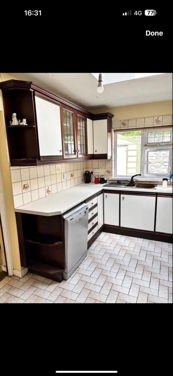Galley kitchen - Image 3