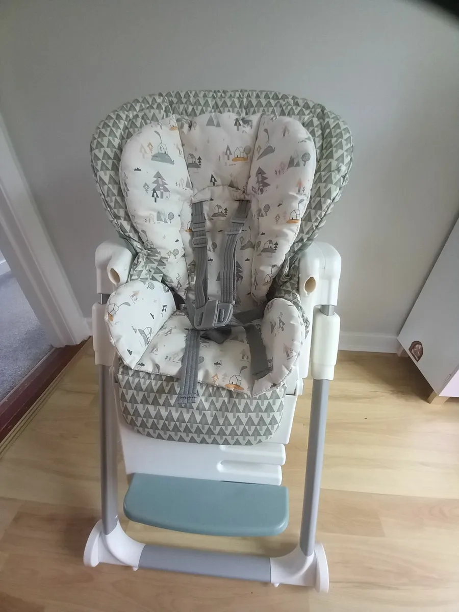 High chair - Image 1