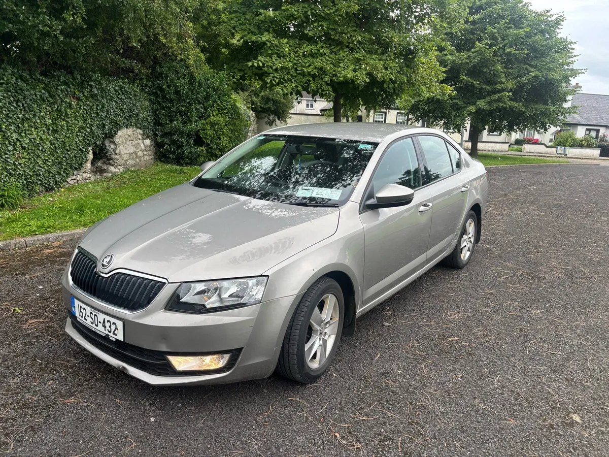 2015 (152) Skoda Octavia 1.6 TDI Ambition - Image 3