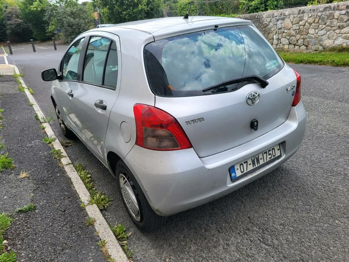 Toyota yaris  07 nctd 2/26 taxed 9/25 - Image 4