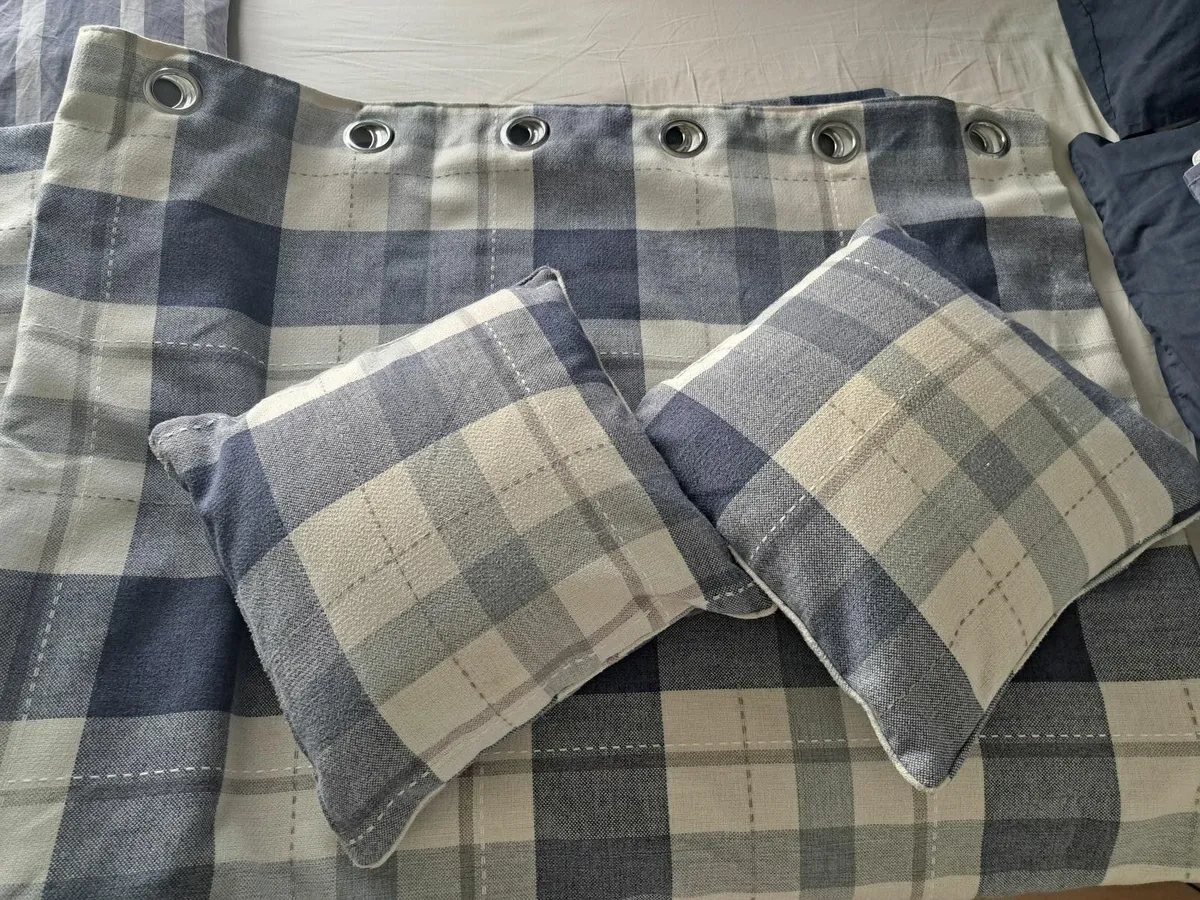 Navy/Grey striped eyelet curtains