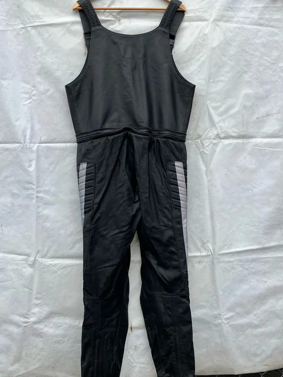 Dutch Police Two Piece Leather Motorcycle Suit - Image 2