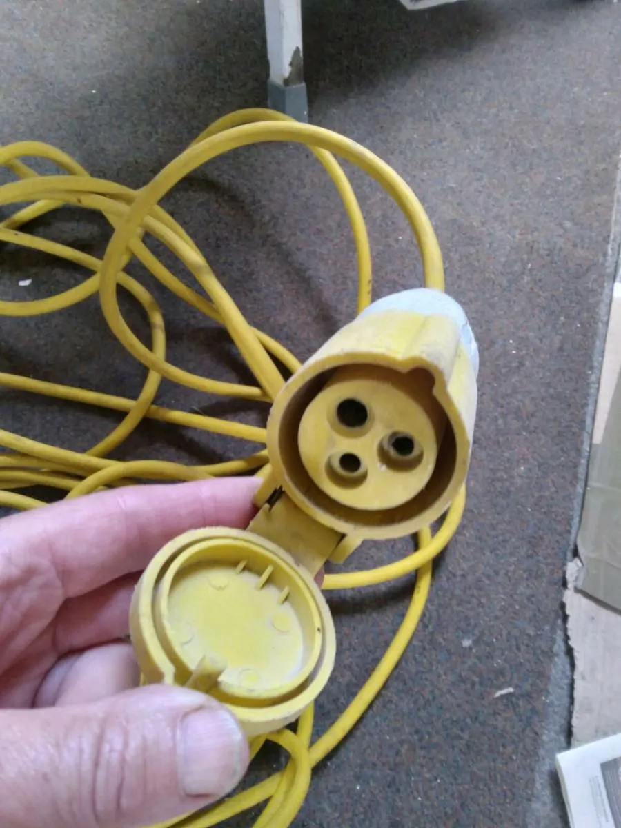 Camper/Caravan hook-up lead/Cable - Image 3