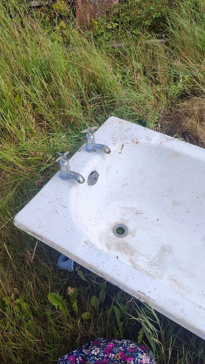 Cast Iron Baths for sale - Image 4