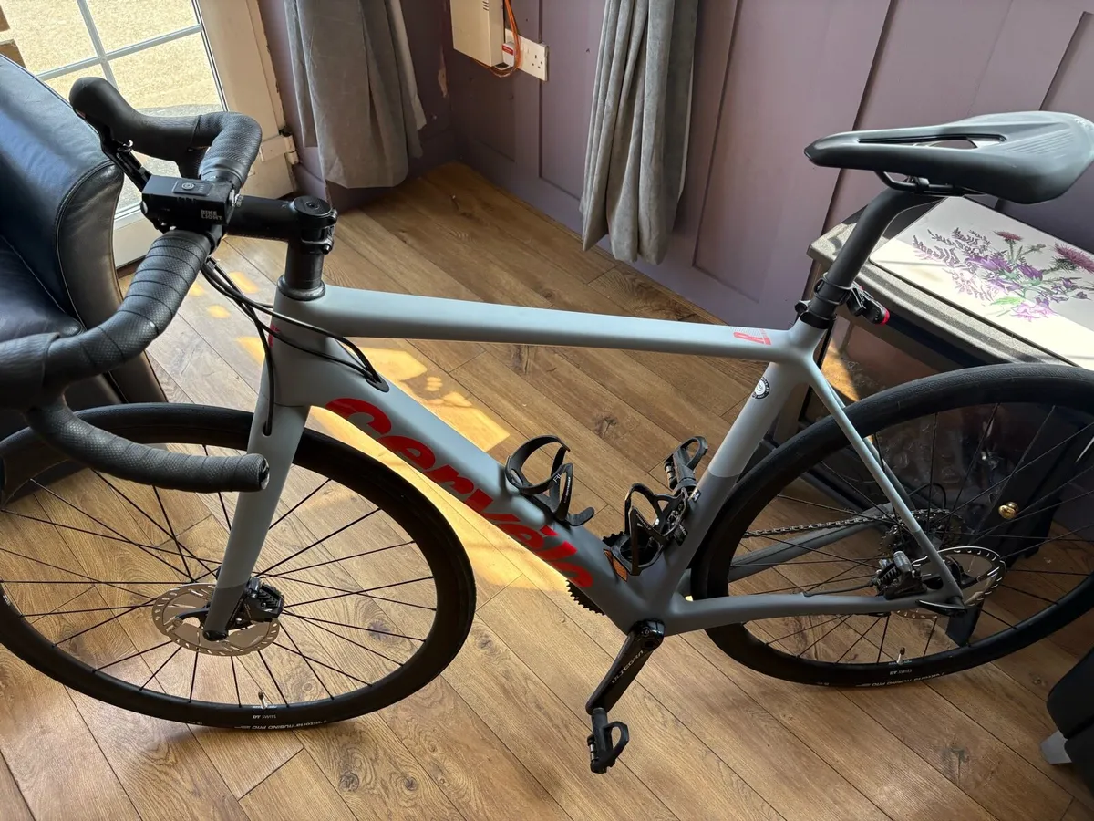 Road bike - Image 3