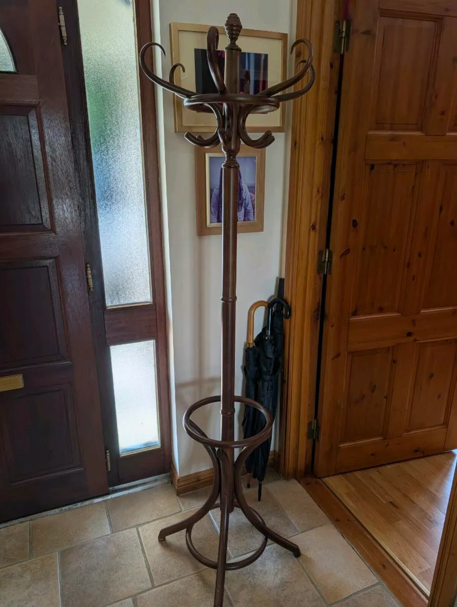 Superior solid wood coat stand - Image 1