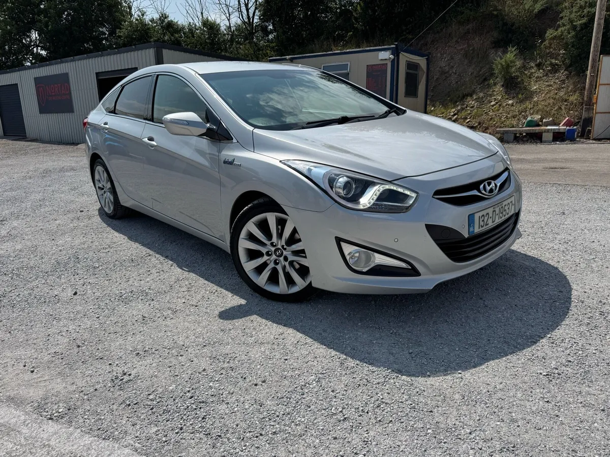 13 Hyundai I40 - Image 4