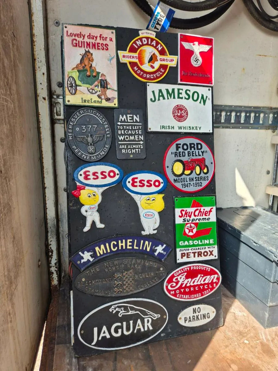Cast iron  sign - Image 1