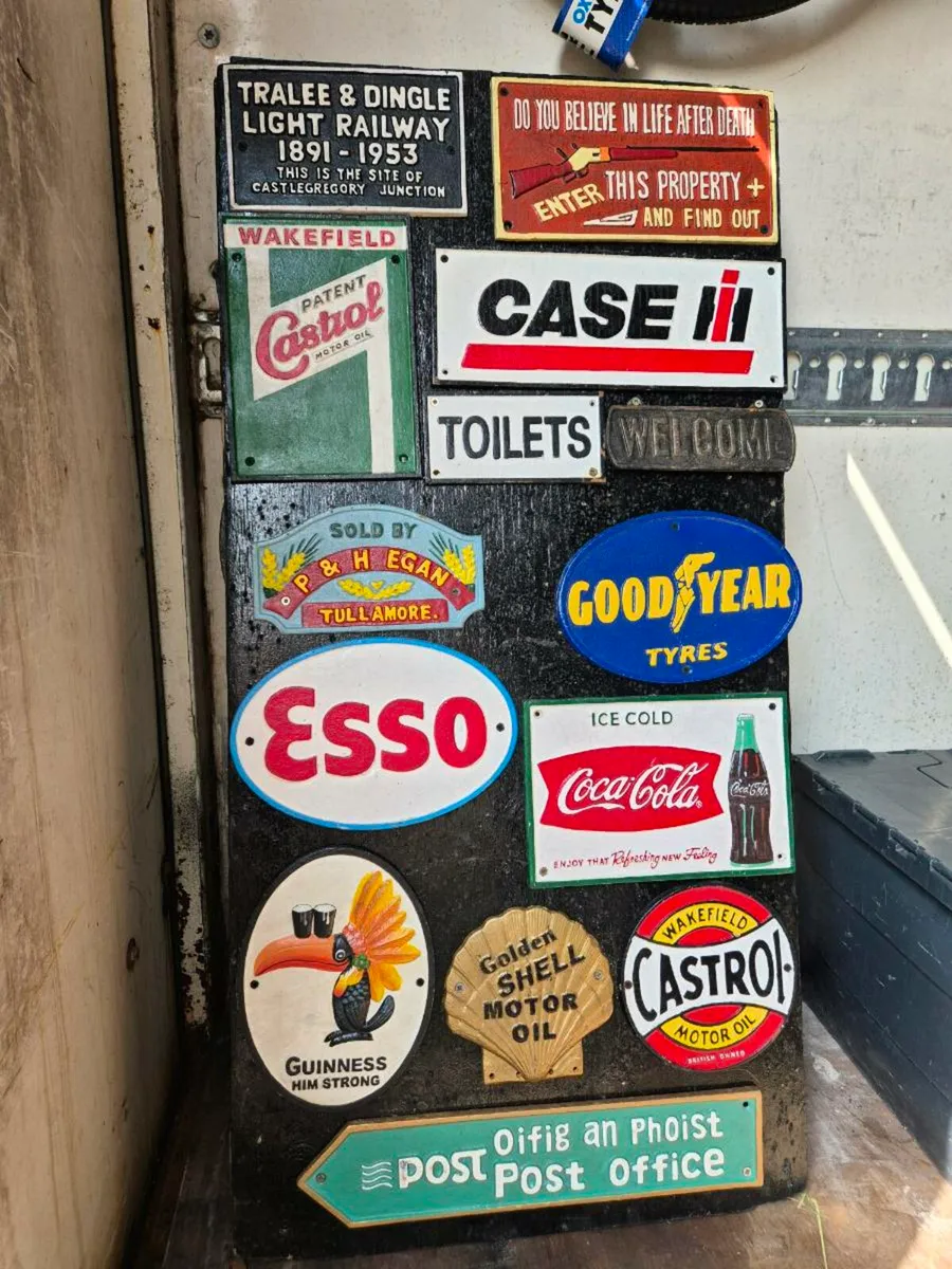 Cast iron  sign - Image 3