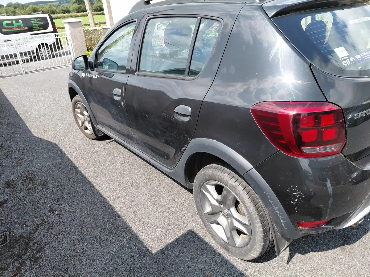 Dacia Sandero Stepway 2018 - Image 4