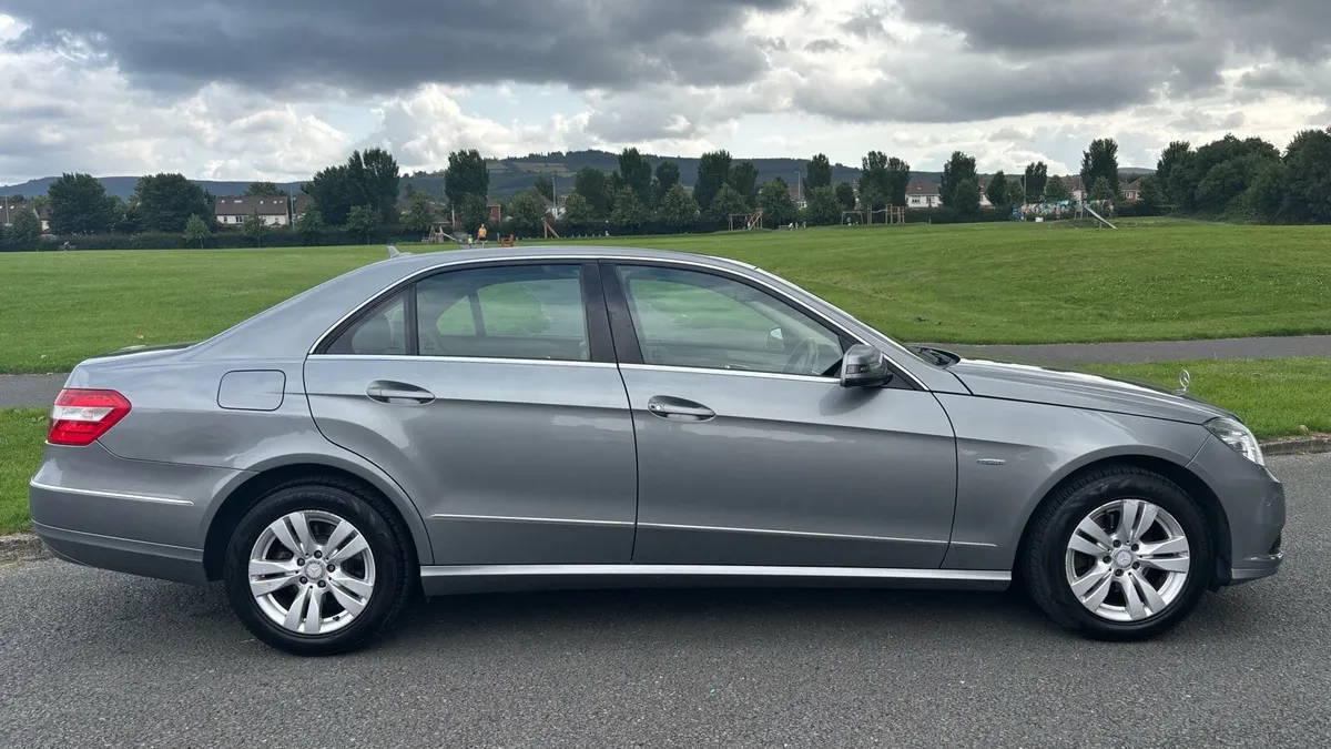 2011 Mercedes E200D Elegance*NCT 12/25*Tax 01/26* - Image 2