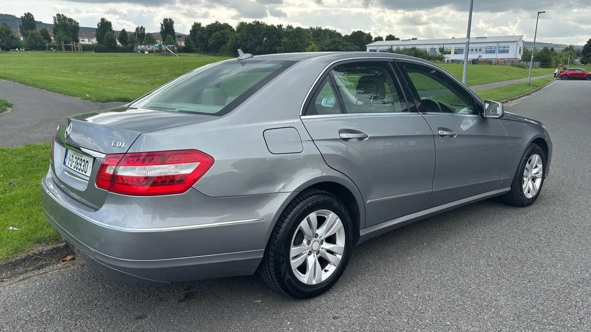 2011 Mercedes E200D Elegance*NCT 12/25*Tax 01/26* - Image 3