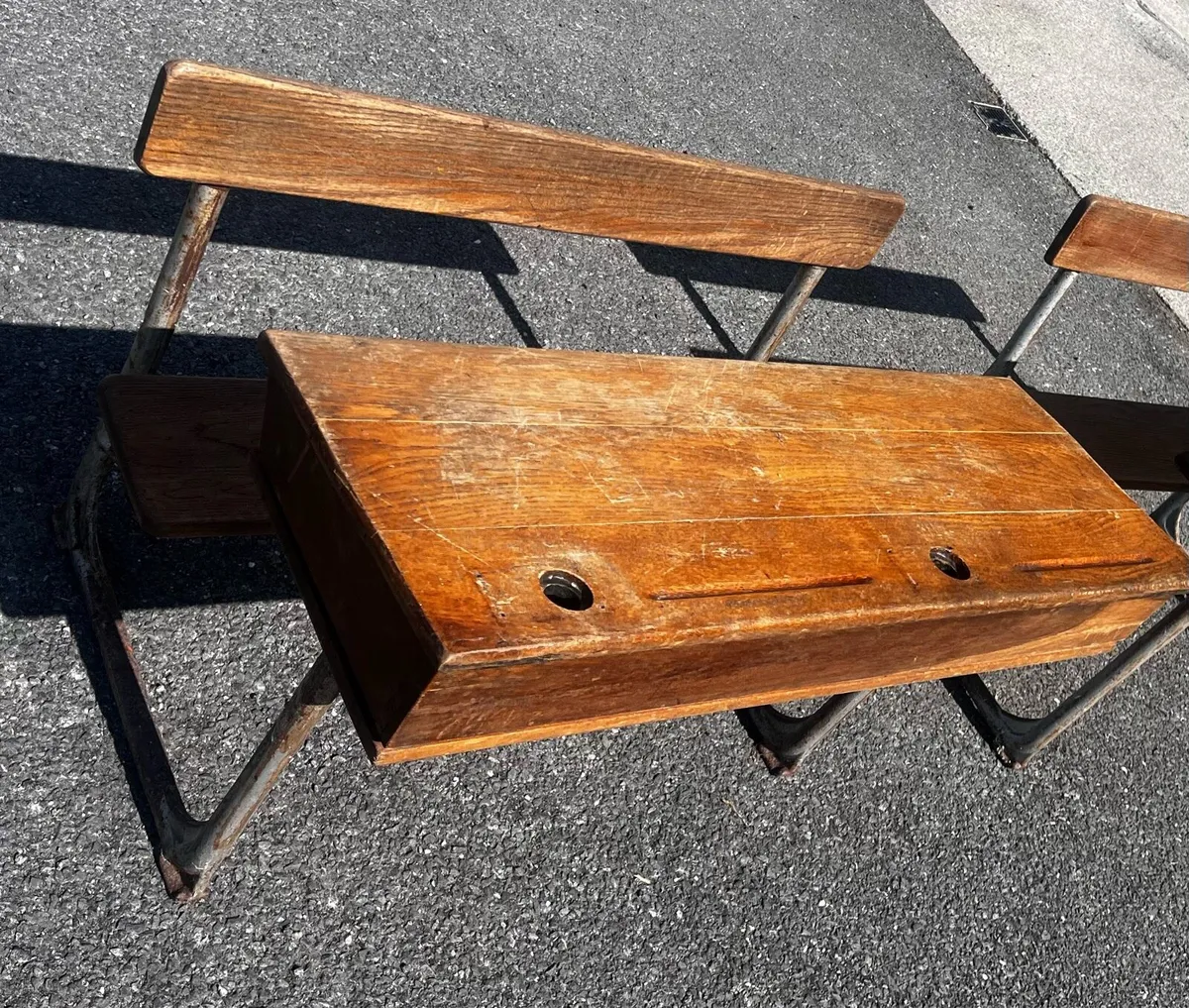 Old school Desks - Image 2