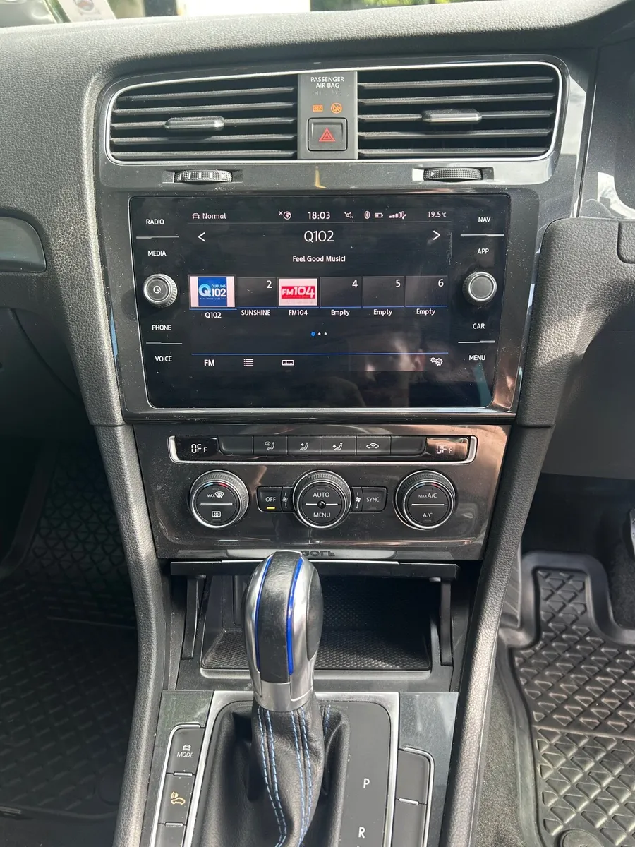 Volkswagen Golf 2019 - Image 4