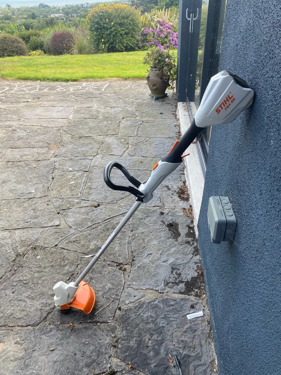 Stihl Battery Powered Fsa 56 Battery Stihl Strimmer (battery) For