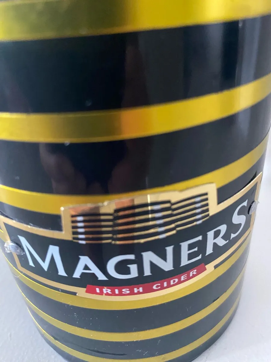 Magners Serviette Metal Box - Image 2