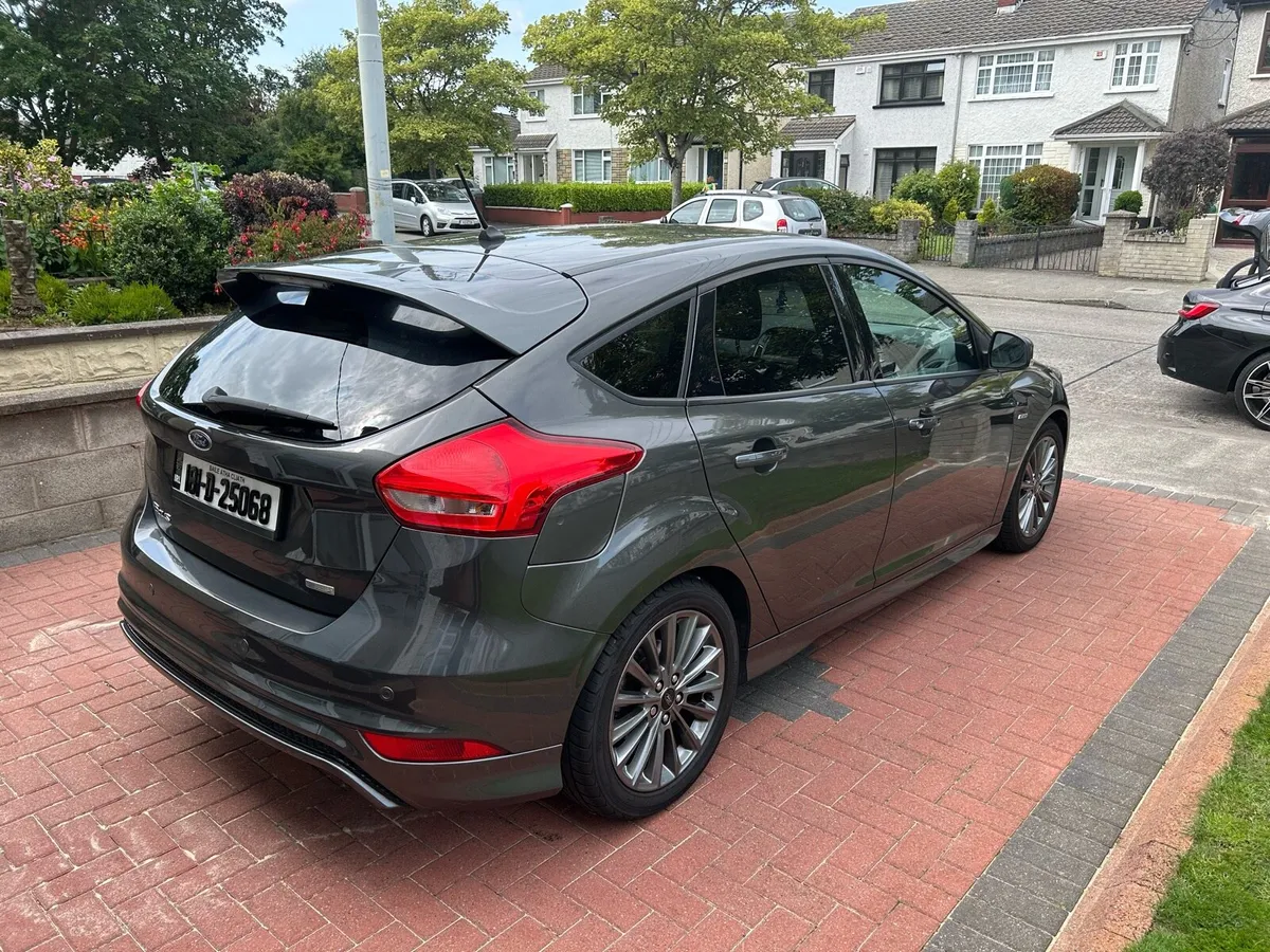 2018(181) Ford Focus - Image 3