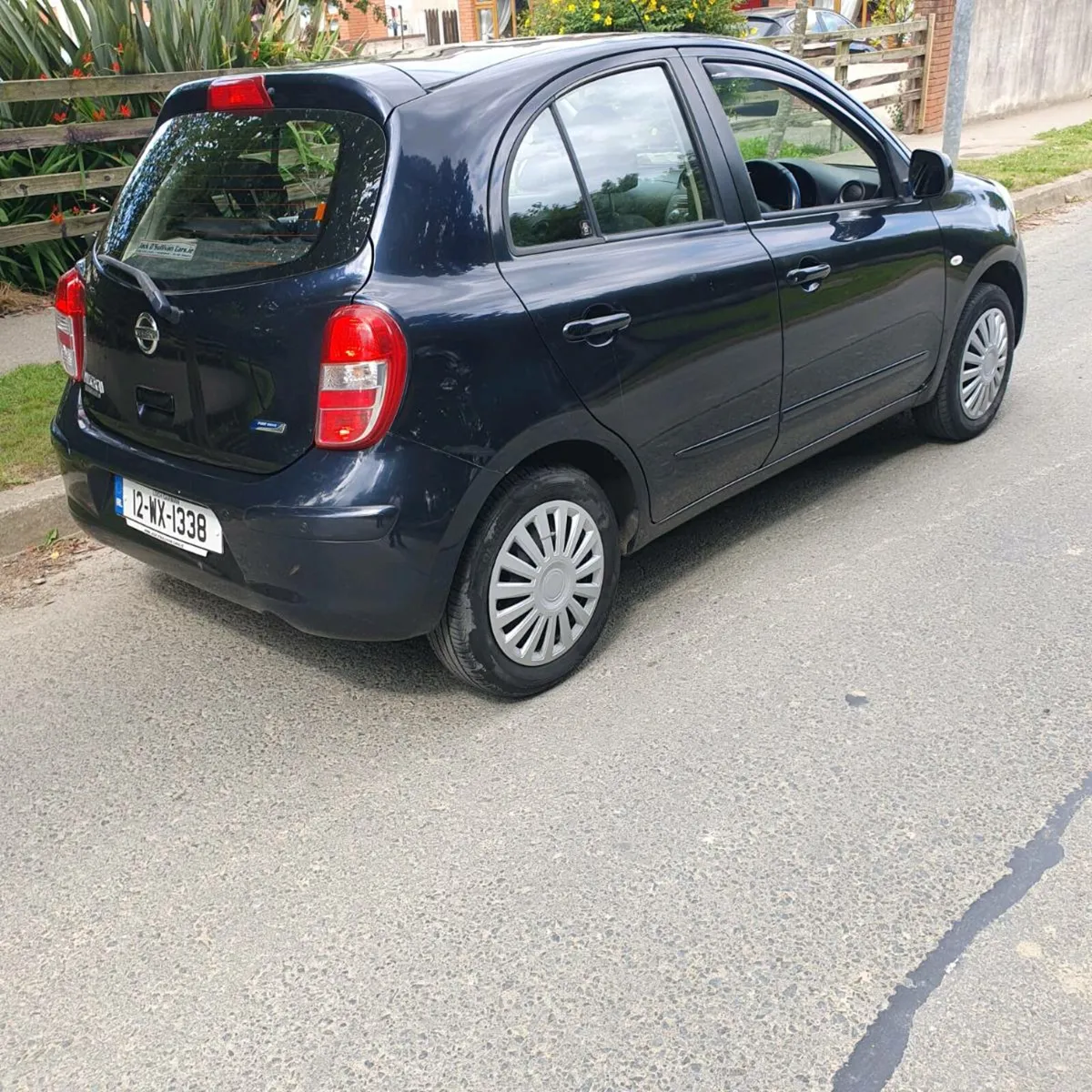 Car - Image 3