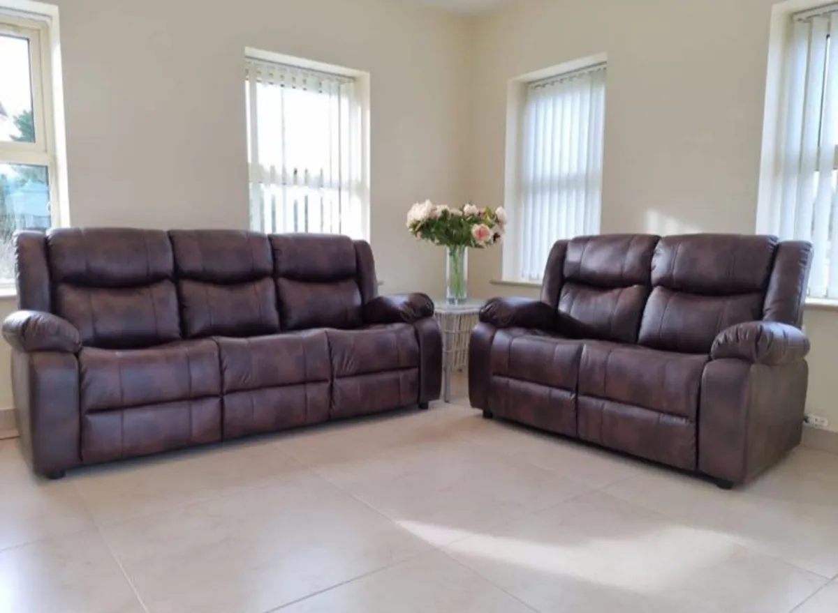 Judi recliners - Image 4