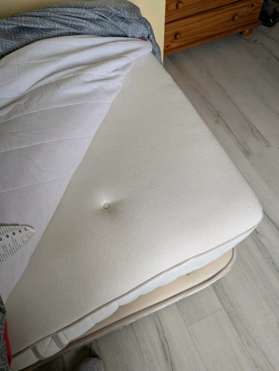 High quality divan bed and mattress - Image 3