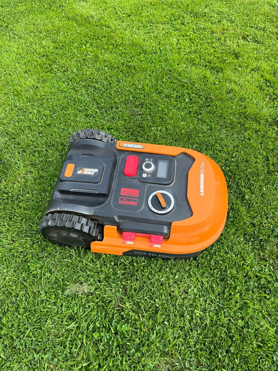 Word Landroid robot lawnmower - Image 3