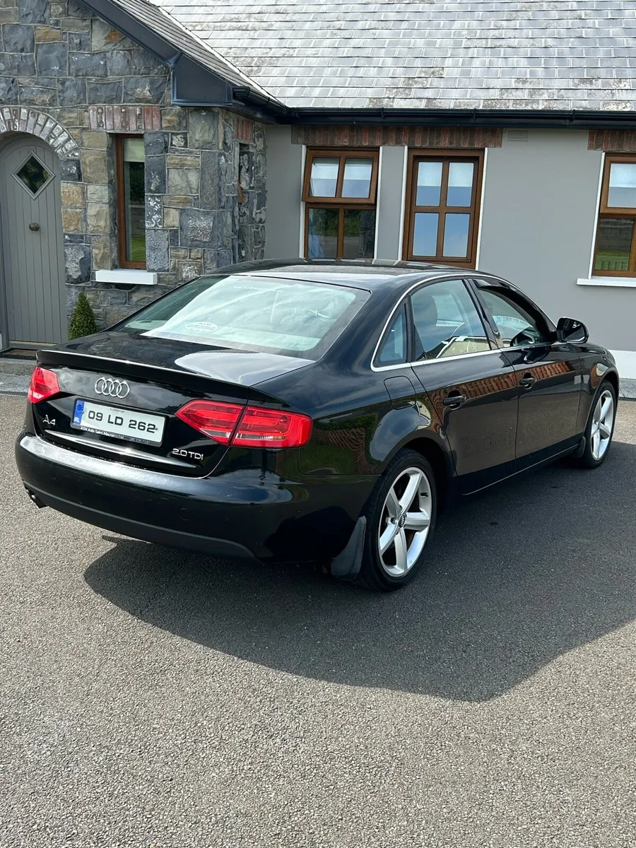 AUDI A4!!!MINT!!! - Image 2