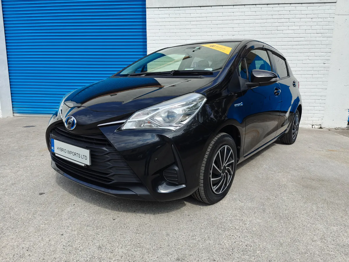 2018 TOYOTA VITZ SELF CHARGING HYBRID - Image 3