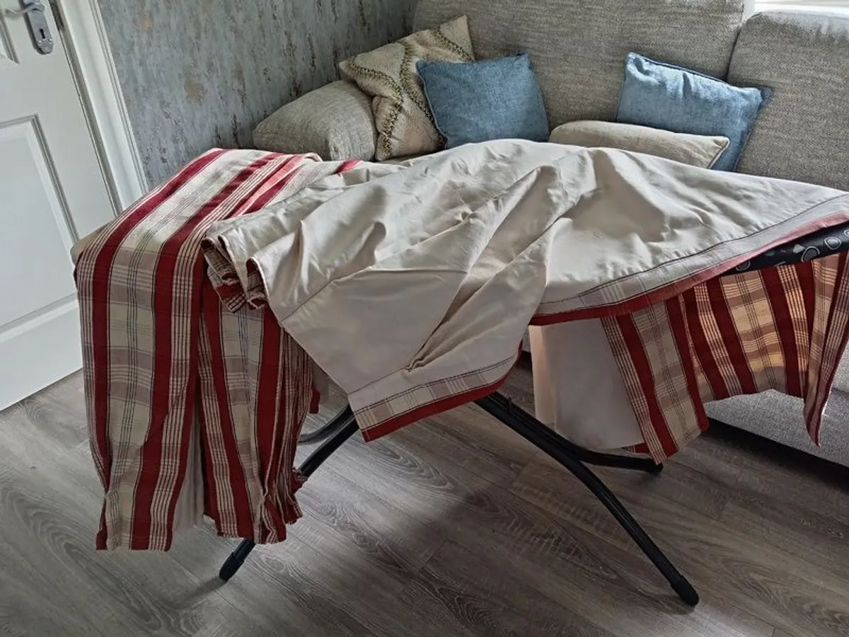 Red Check Curtains - Image 3
