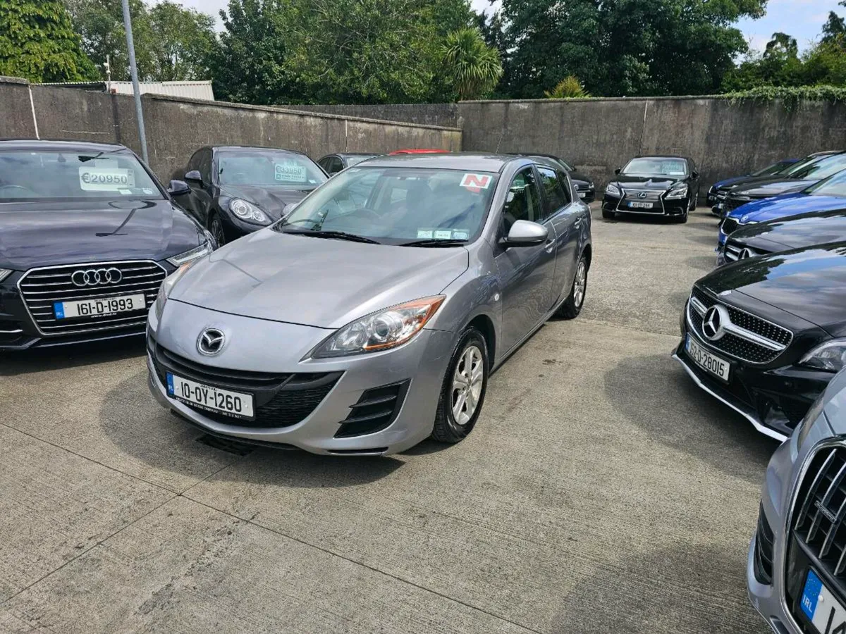 Mazda 3 - Image 1