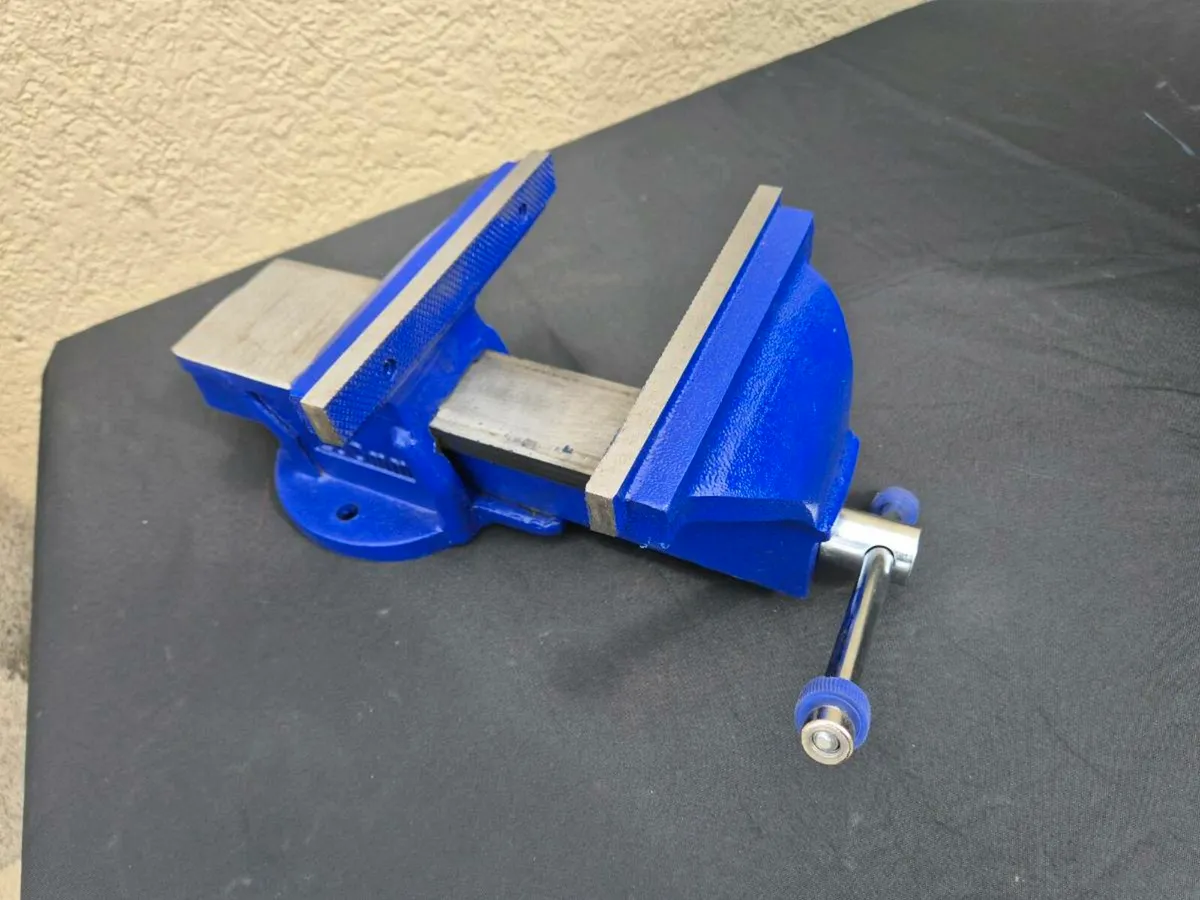 Bench Vice, a heavy-duty tool - Image 1