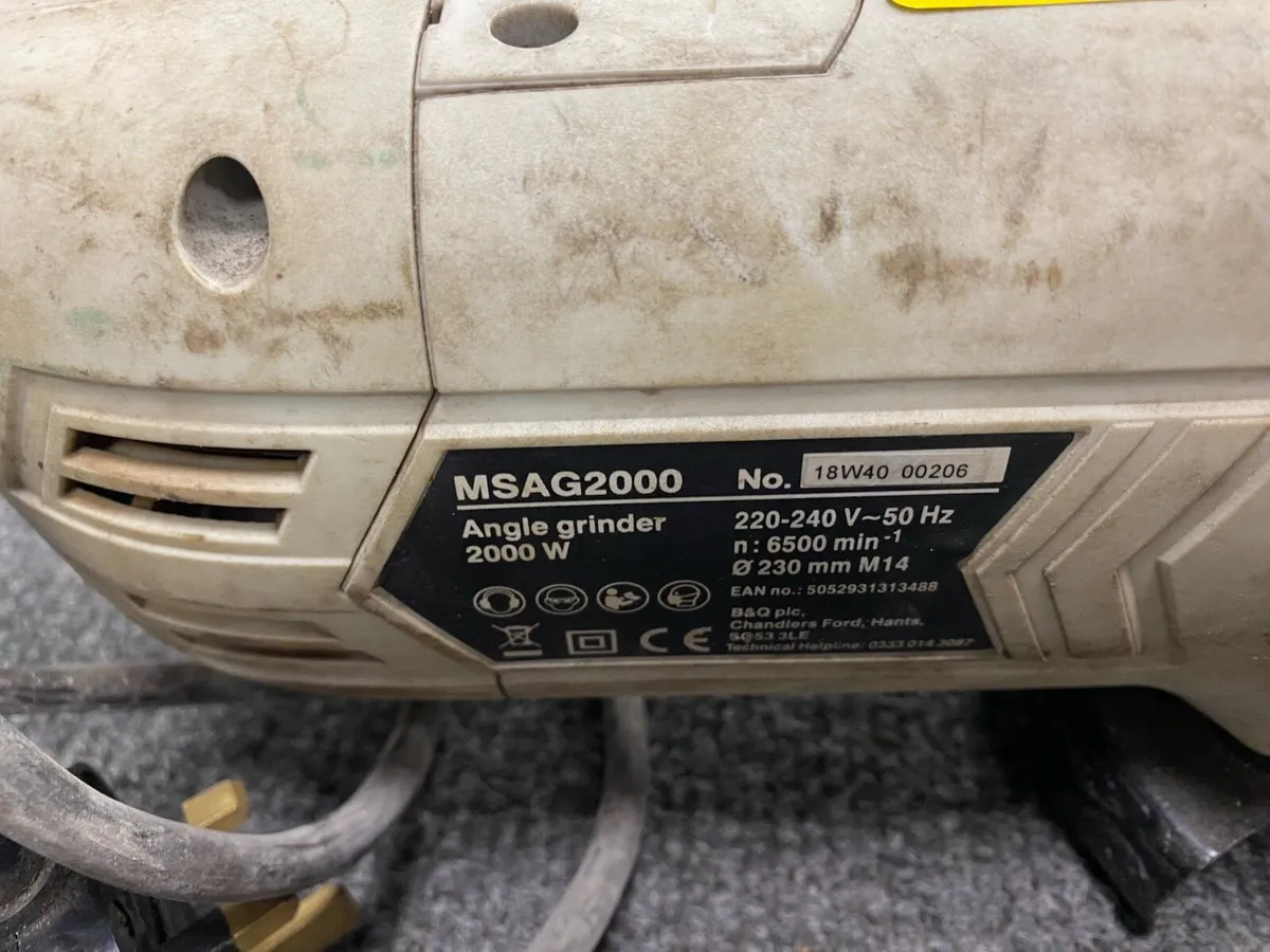MacAllister MSAG2000 Angle Grinder - Image 4