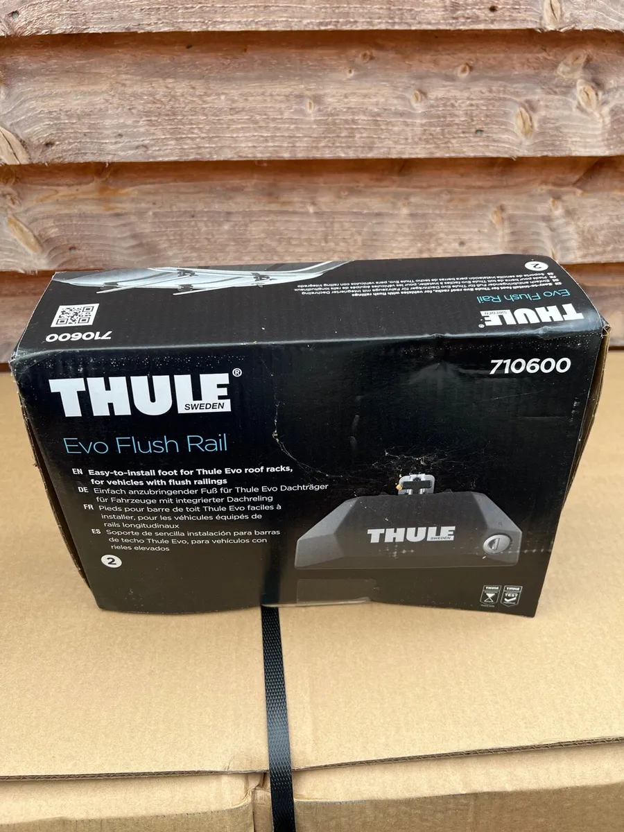 Thule Motion 3 Roof Box & Accessories (unopened!) - Image 3