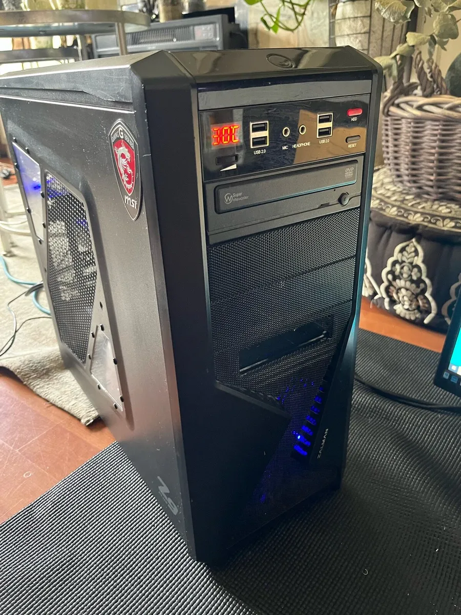 Gaming pc for 250 - Image 1