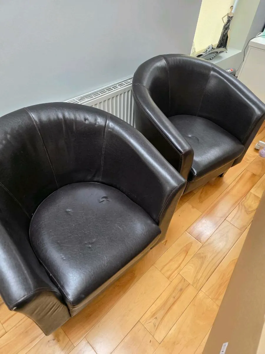Tub chairs free to takeaway - Image 1