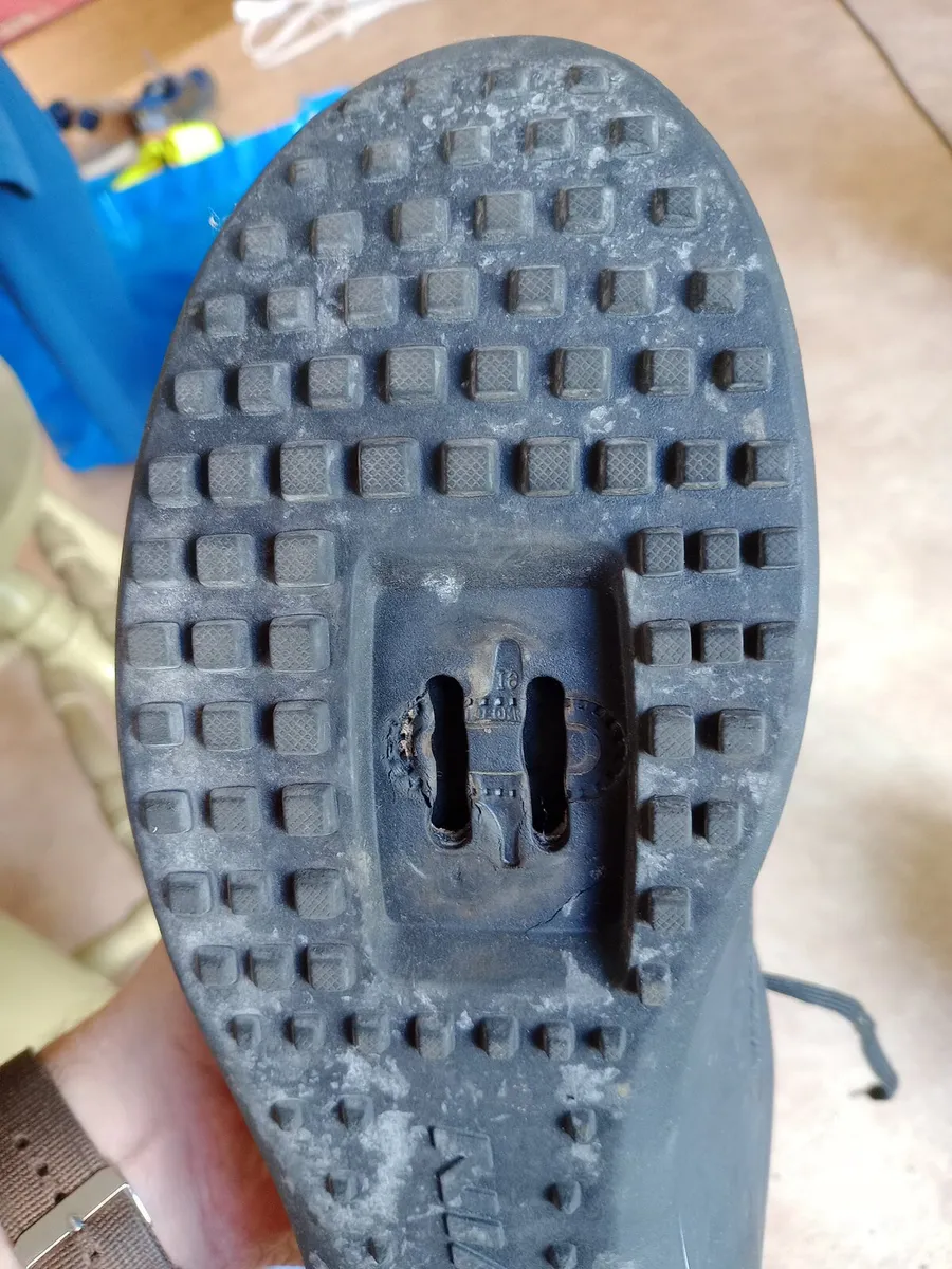 Btwin Touring SPD cycling Shoes. Size UK 10. - Image 2
