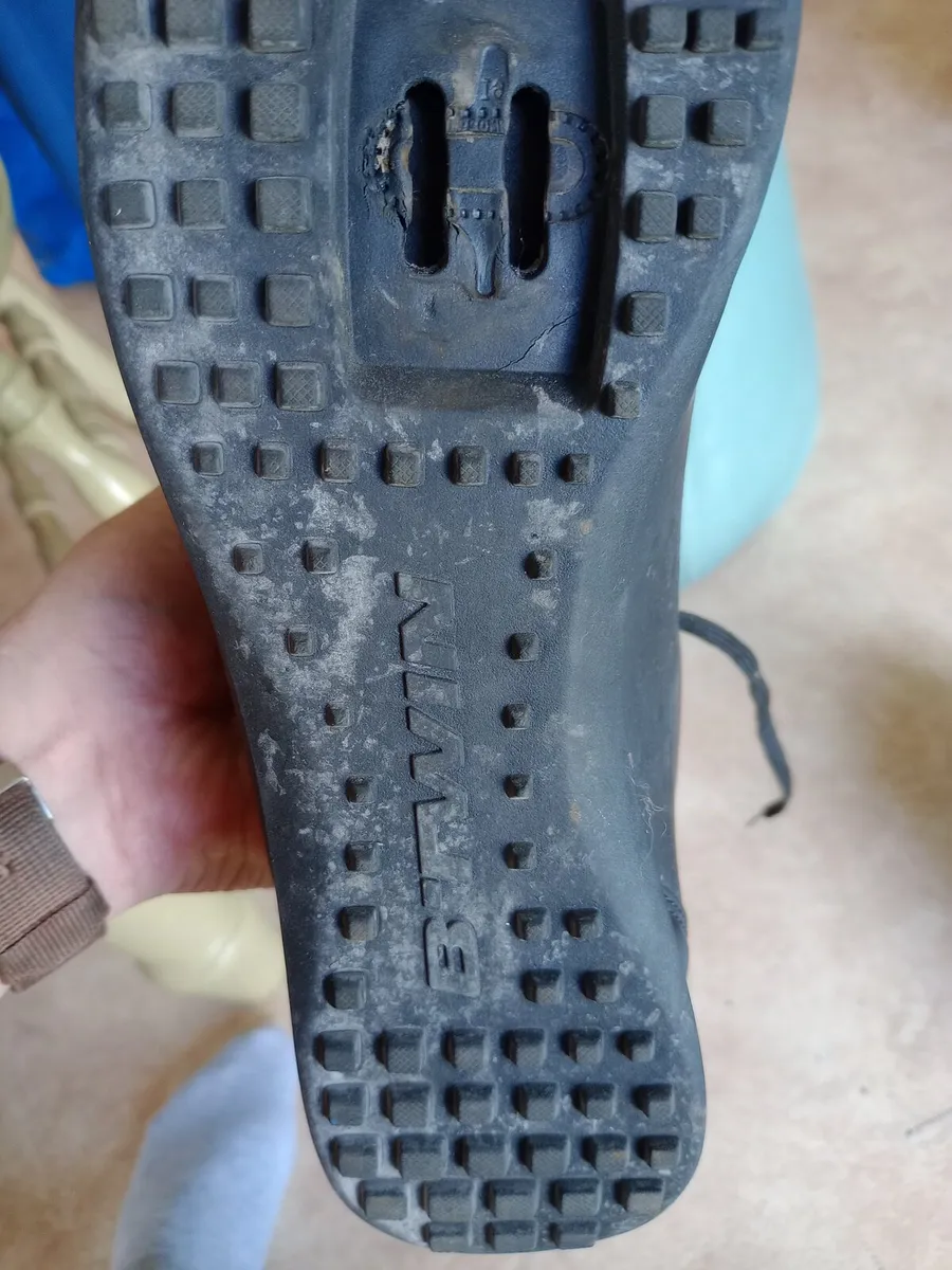 Btwin Touring SPD cycling Shoes. Size UK 10. - Image 3