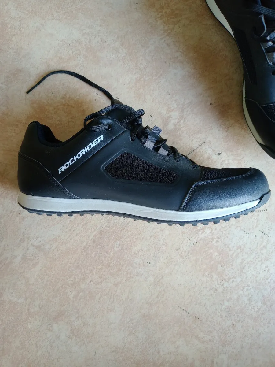 Btwin Touring SPD cycling Shoes. Size UK 10. - Image 4