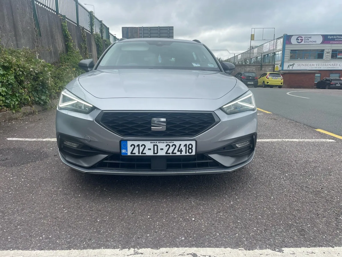 Seat Leon FR estate - Image 3
