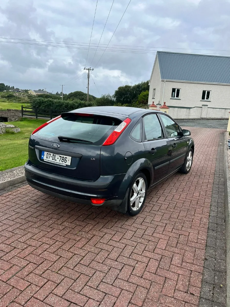 Ford Focus 2007 - Image 2