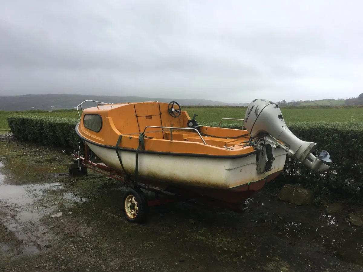 Boat - Image 1