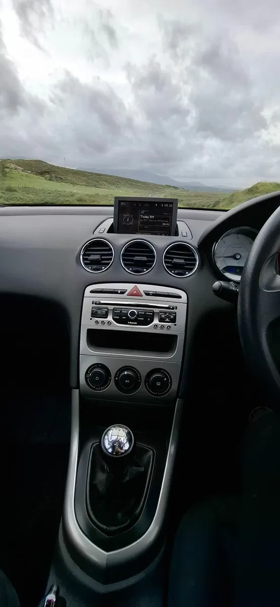 2012 Peugeot 308 Tax & Tested - Image 3