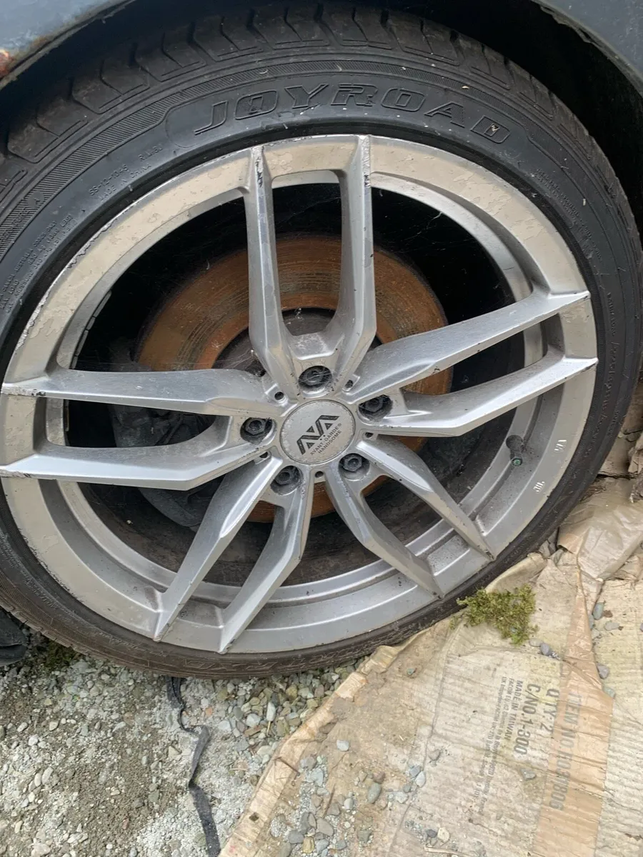 09 Skoda SuperB 2 l 170hp all parts for sale - Image 3