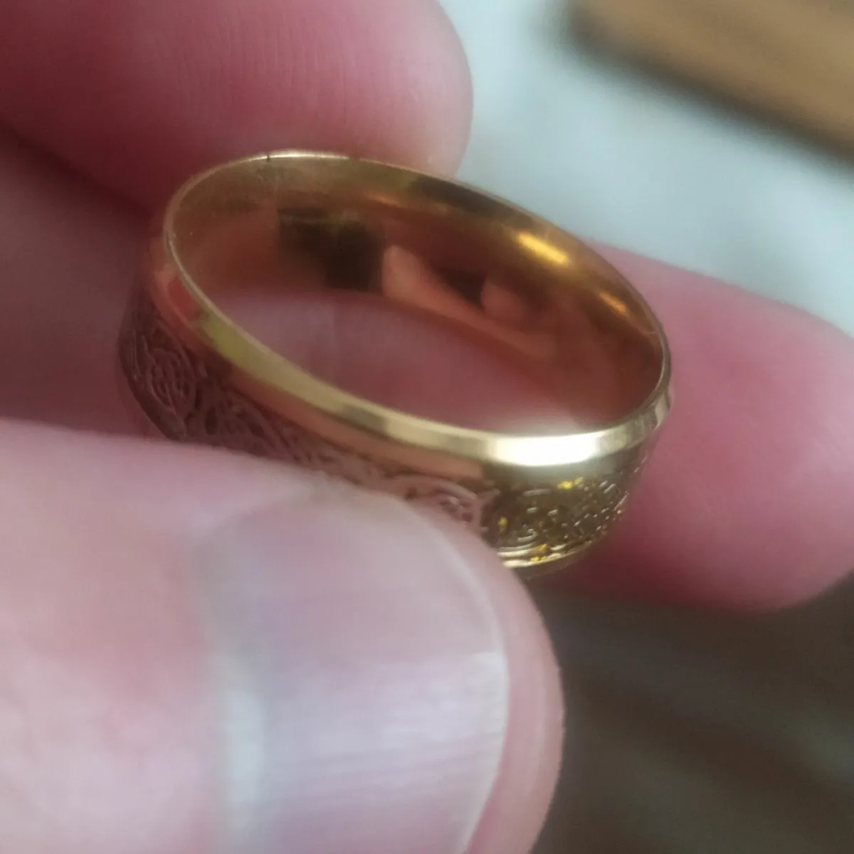 Mens Celtic ring. New. Size ten  can post - Image 3