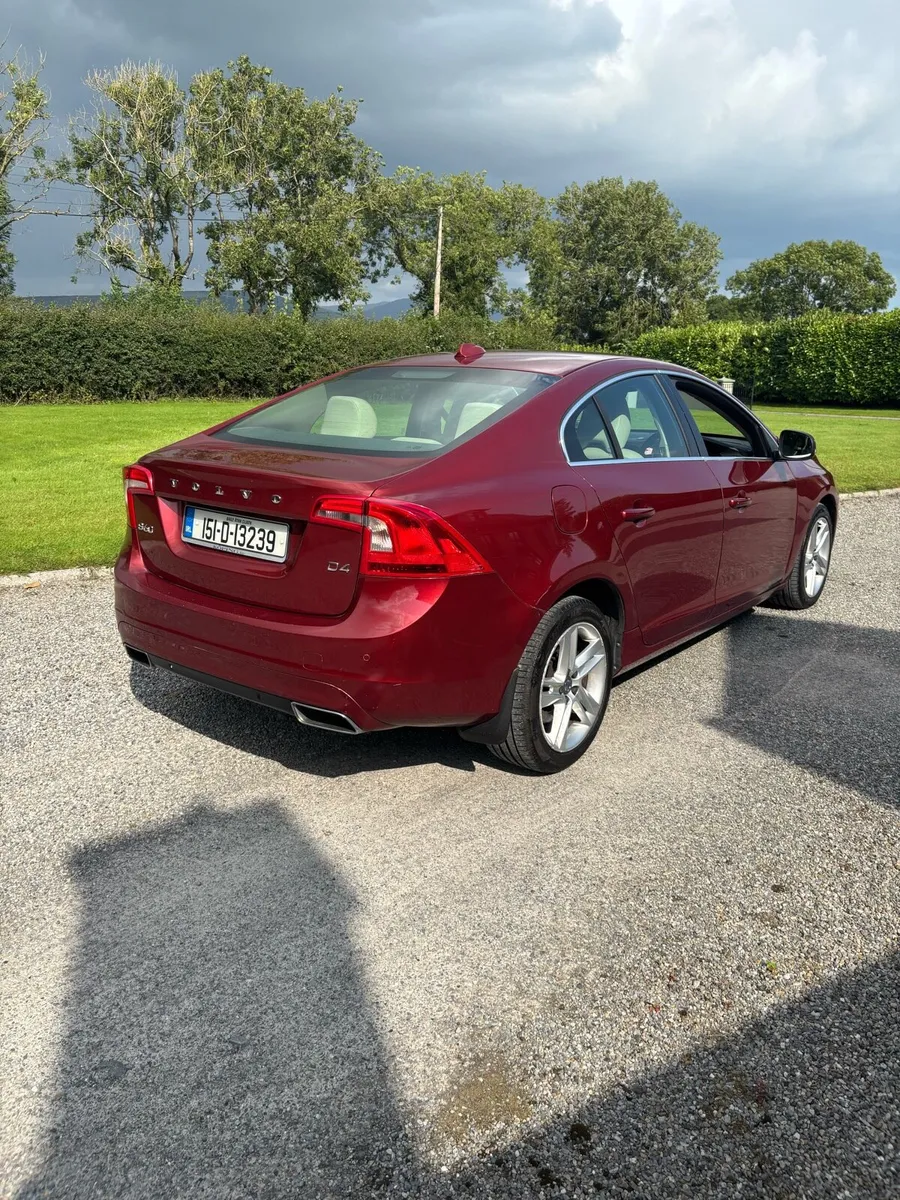 Volvo S60 - Image 2