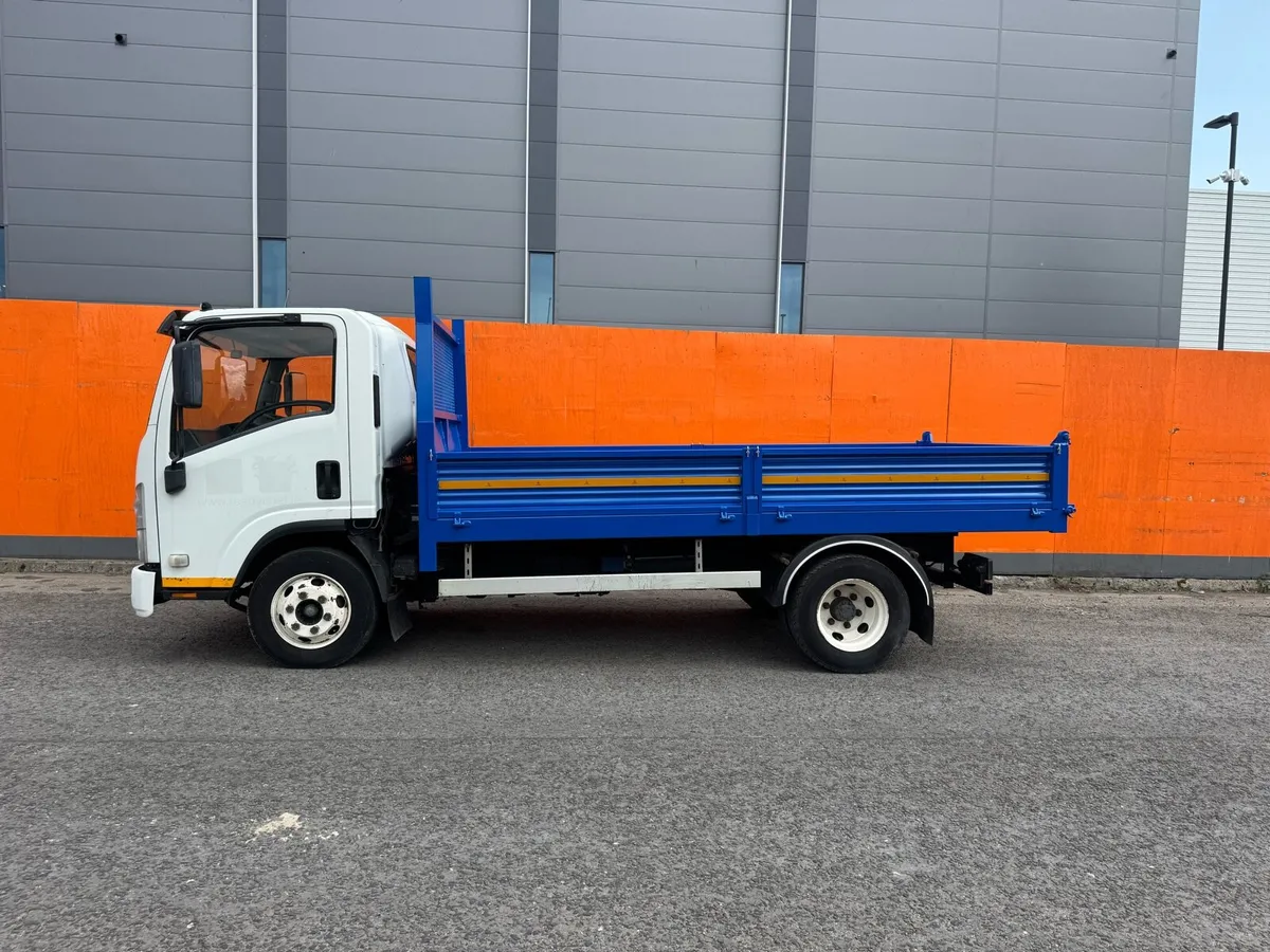 Isuzu tipper 7.5ton - Image 4