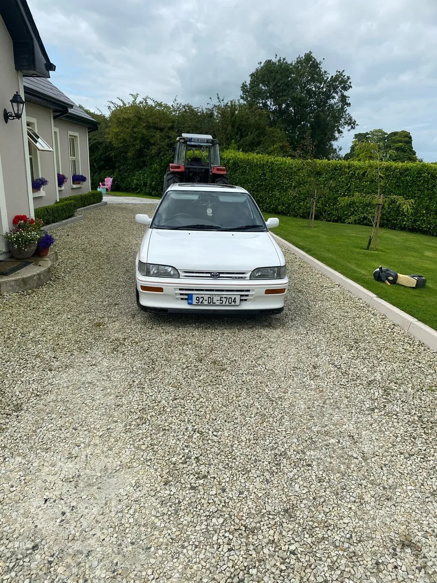 Toyota Corolla 1.3 GL - Image 3
