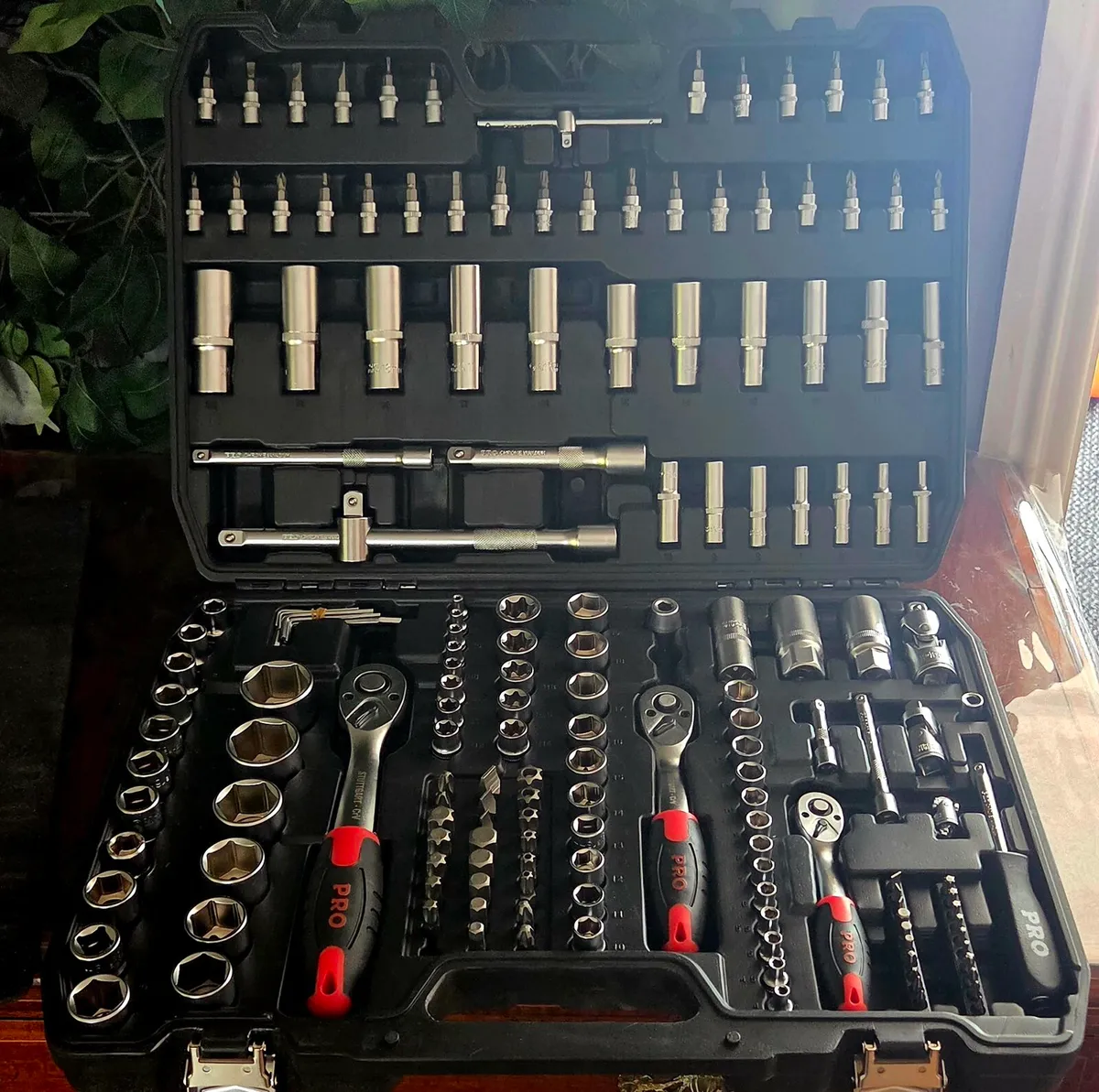 BIG BIG BIG SET OF socket brand - Image 3