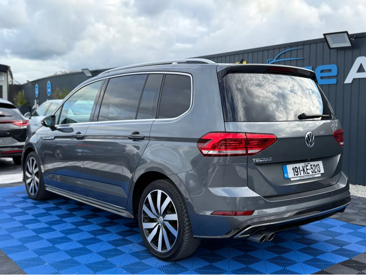 Volkswagen Touran R-LINE - 1.4 PETROL - 7 SEATS - - Image 4