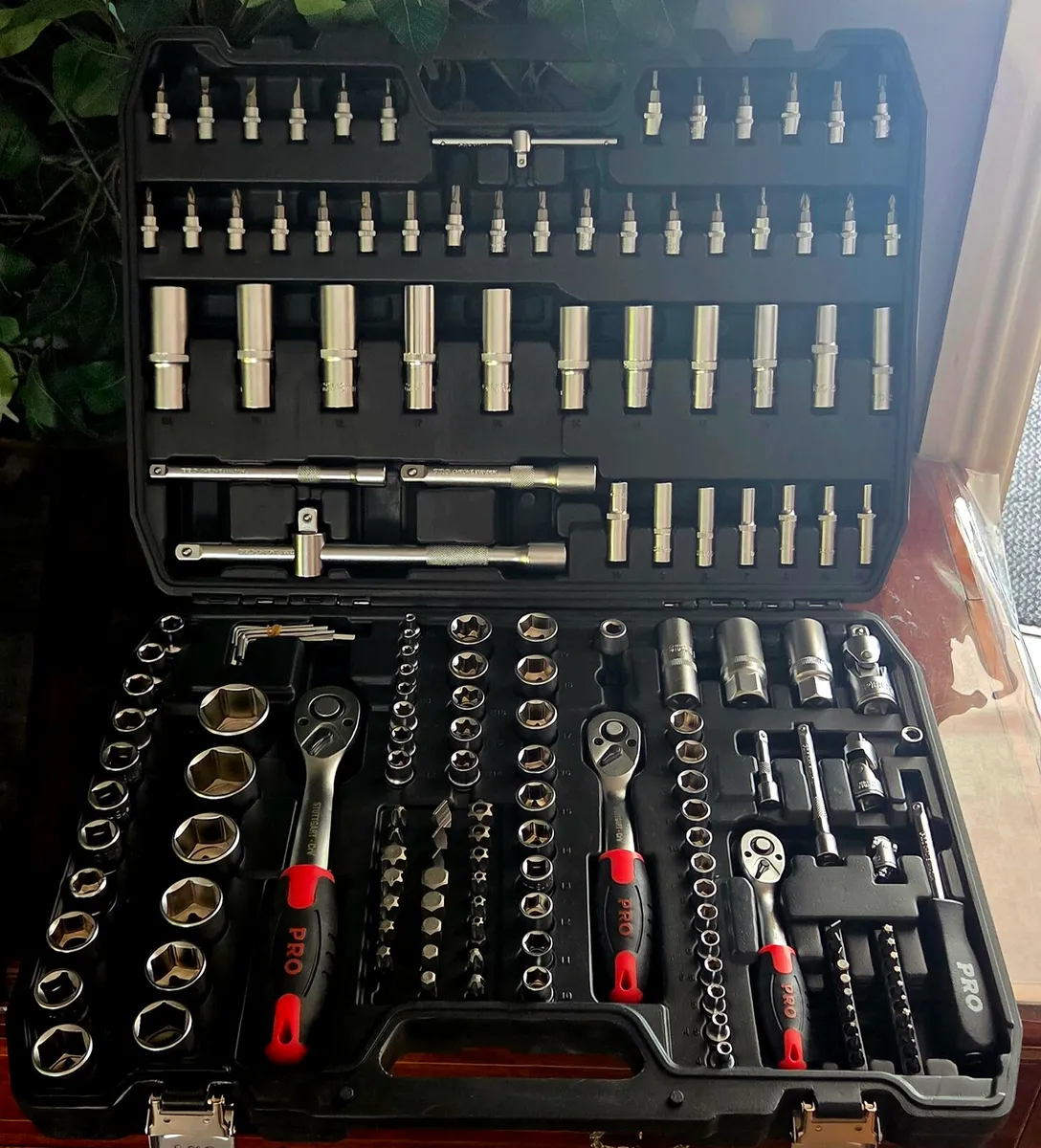 BIG BIG BIG SET OF socket brand - Image 4