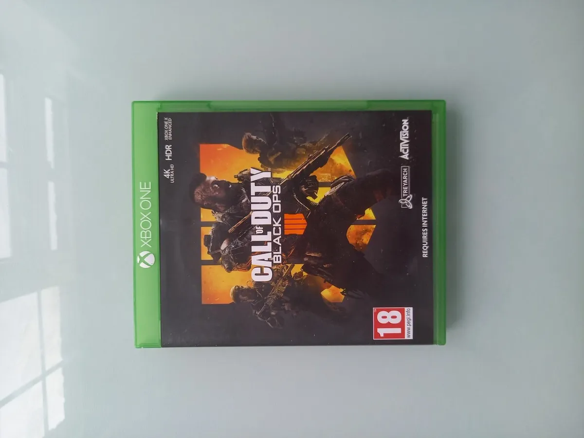 Xbox one  X console - Image 4